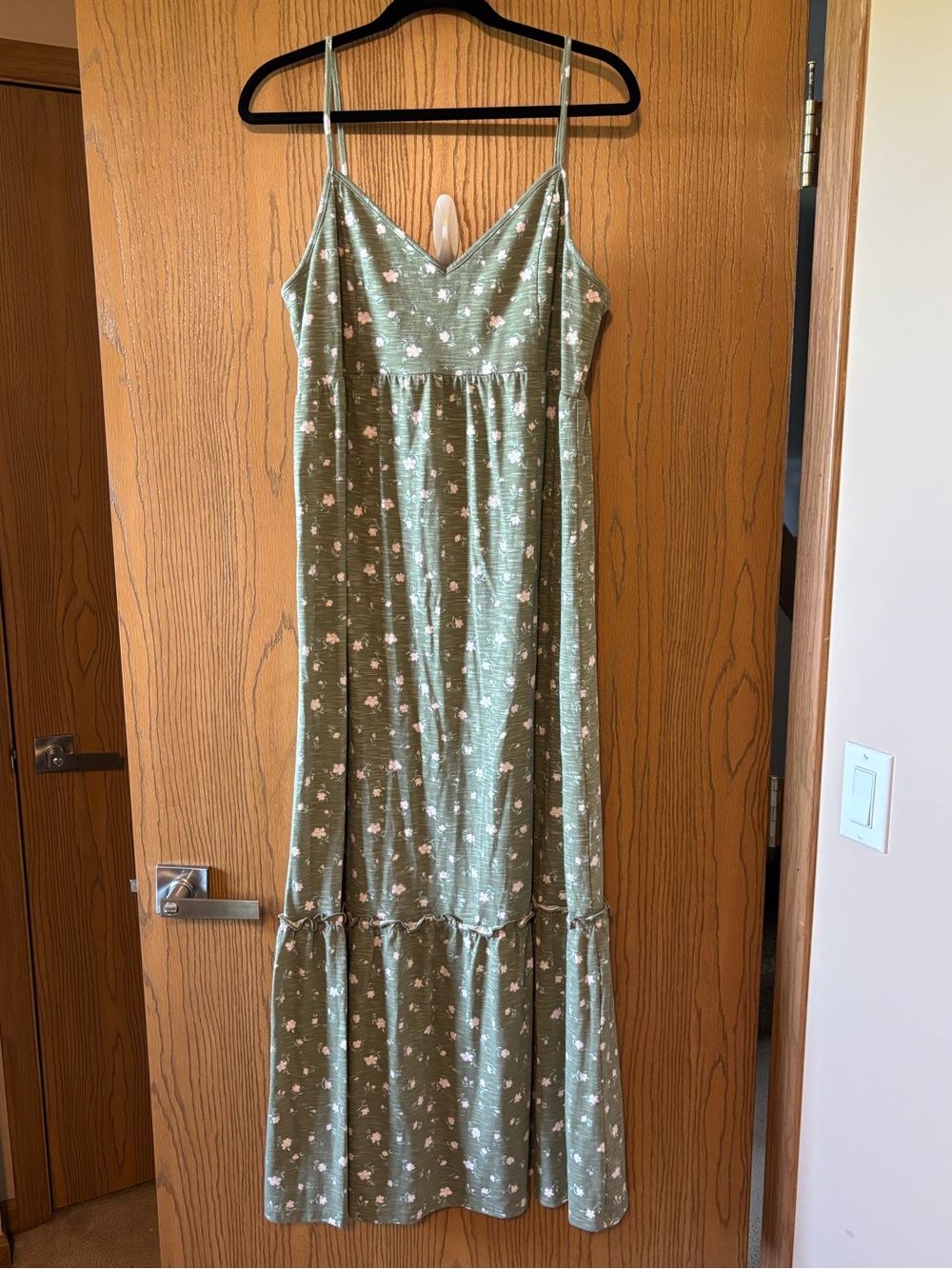 SO Olive Green Floral Spaghetti-Strap Maxi Dress